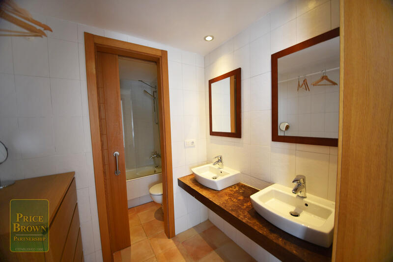LV846: Townhouse for Sale in Mojácar, Almería