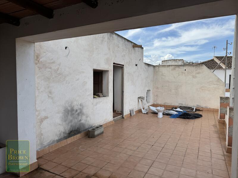 LV867: Townhouse for Sale in La Huelga, Almería LV867: Townhouse for Sale in La Huelga, Almería