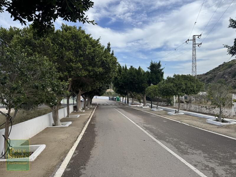 LV867: Townhouse for Sale in La Huelga, Almería LV867: Townhouse for Sale in La Huelga, Almería