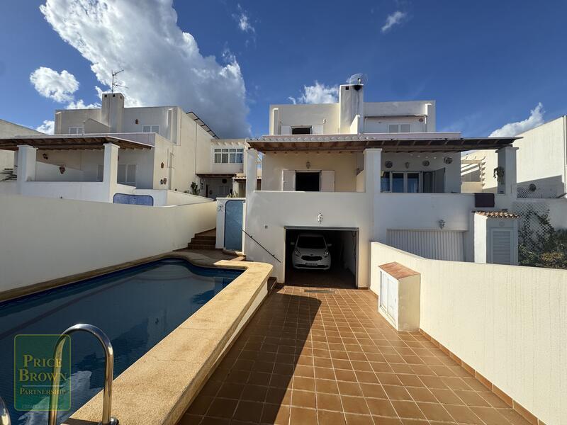 LV869: Villa for Sale in Mojácar, Almería