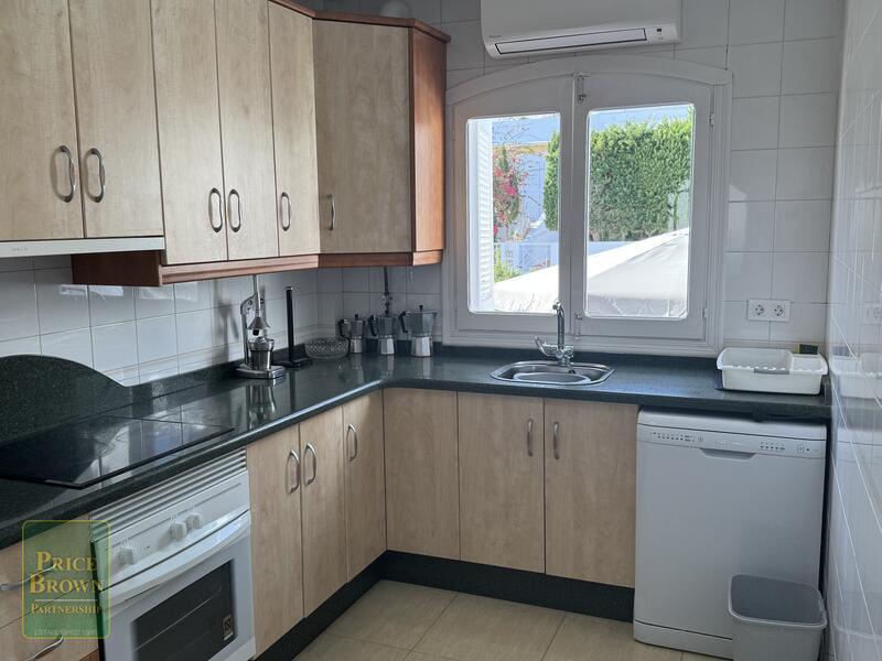 LV870: Townhouse for Sale in Mojácar, Almería