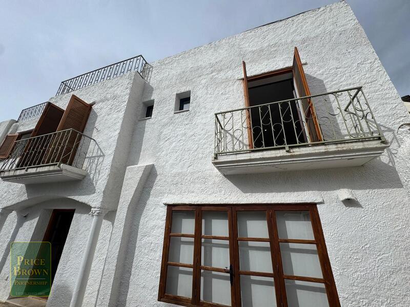 LV871: Villa for Sale in Turre, Almería