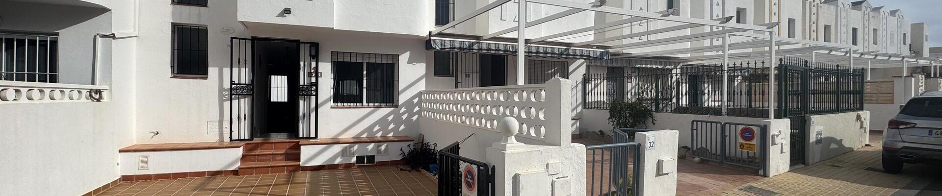 LV873: 3 Bedroom Townhouse for Sale