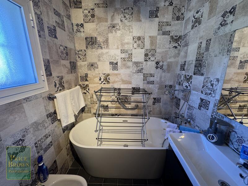 LV874: Townhouse for Sale in Mojácar, Almería