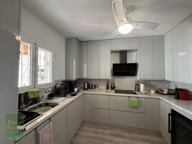 LV874: Townhouse for Sale in Mojácar, Almería