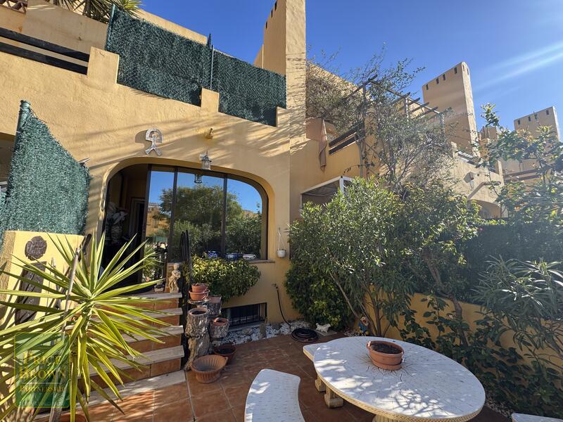 LV876: Townhouse for Sale in Vera Playa, Almería LV876: Townhouse for Sale in Vera Playa, Almería