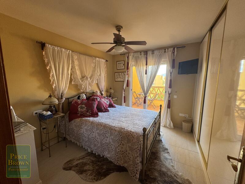 LV876: Townhouse for Sale in Vera Playa, Almería LV876: Townhouse for Sale in Vera Playa, Almería