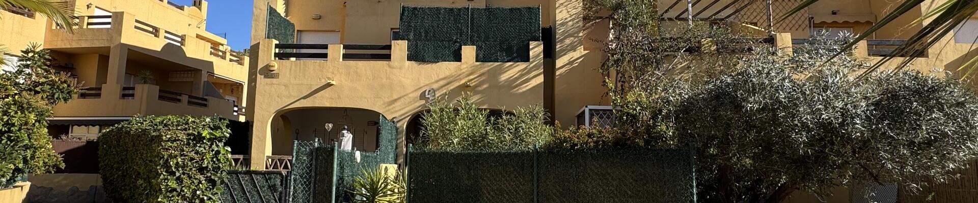 LV876: 3 Bedroom Townhouse for Sale