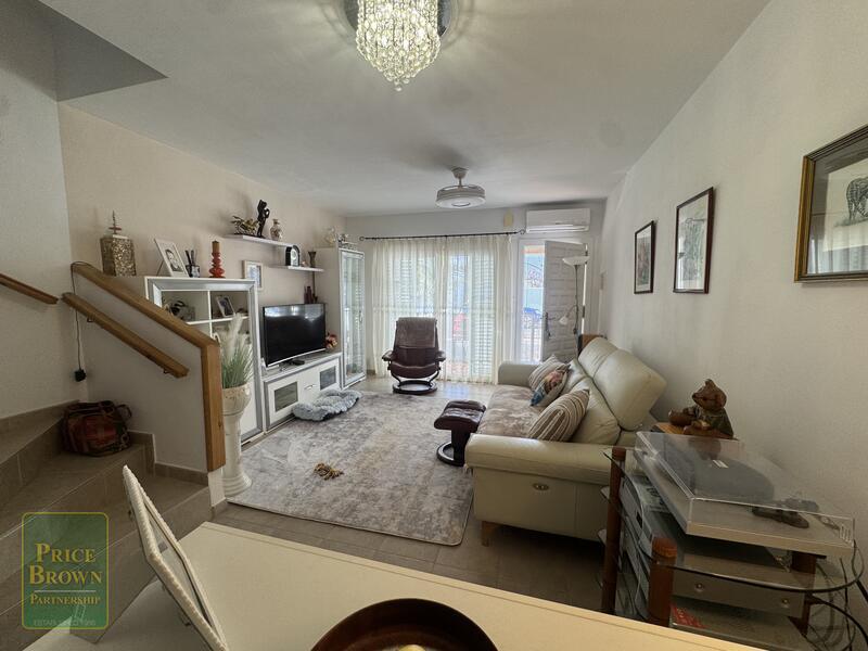LV878: Townhouse for Sale in Mojácar, Almería