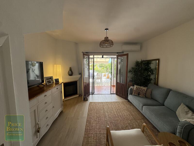 LV879: Townhouse for Sale in Mojácar, Almería LV879: Townhouse for Sale in Mojácar, Almería