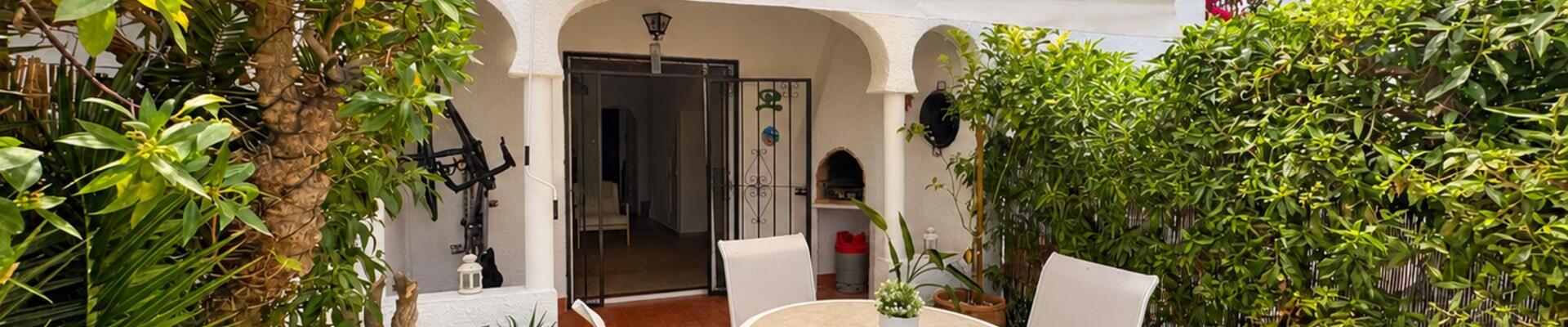 LV879: 2 Bedroom Townhouse for Sale