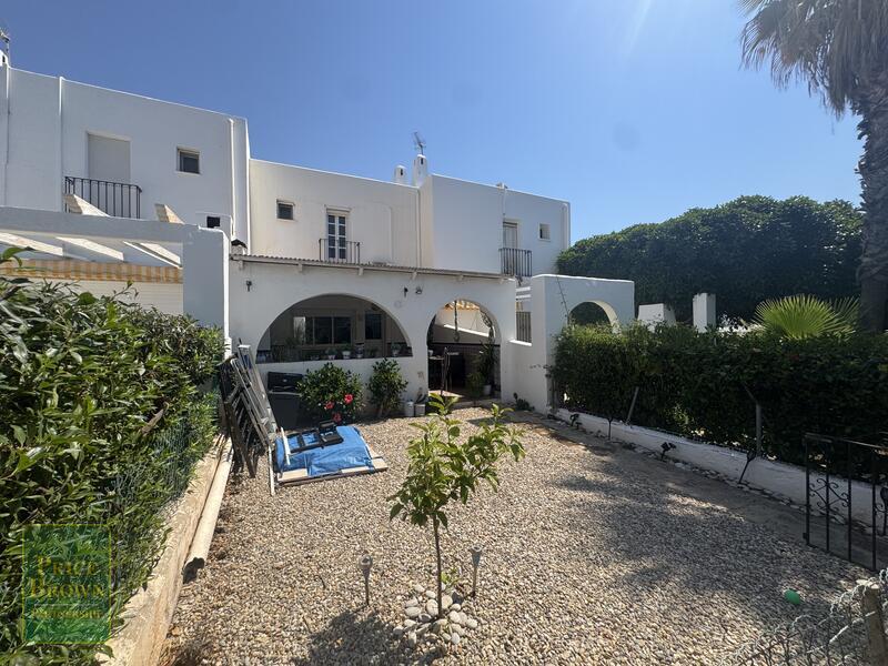 LV880: Townhouse for Sale in Mojácar, Almería LV880: Townhouse for Sale in Mojácar, Almería