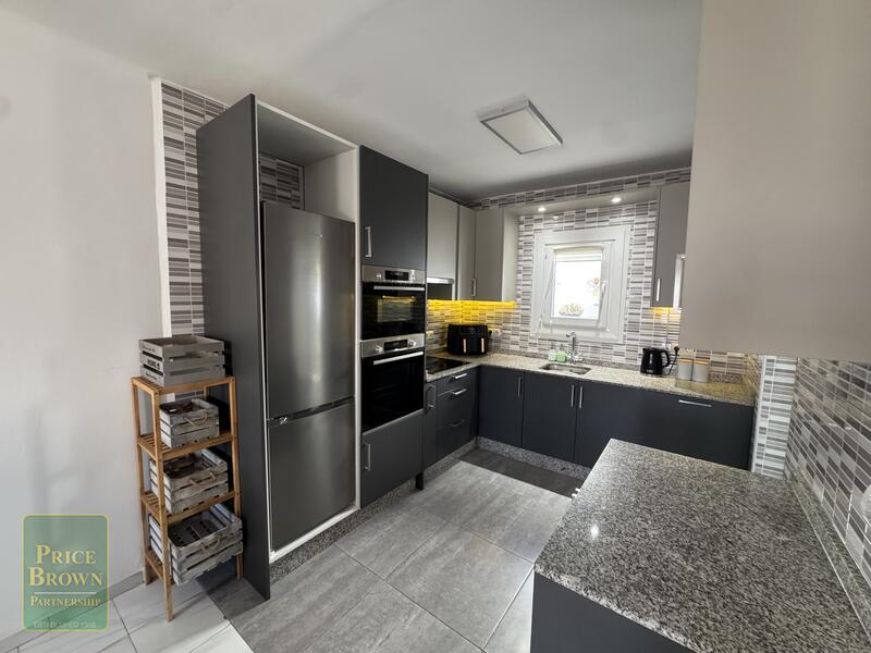 LV883: Townhouse for Sale in Mojácar, Almería