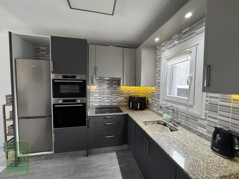 LV883: Townhouse for Sale in Mojácar, Almería