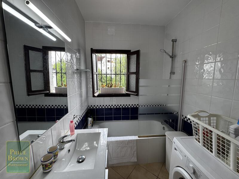 LV884: Townhouse for Sale in Mojácar, Almería