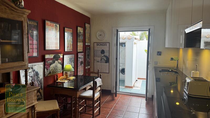 LV885: Townhouse for Sale in Mojácar, Almería