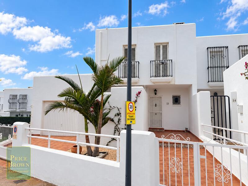 LV885: Townhouse for Sale in Mojácar, Almería