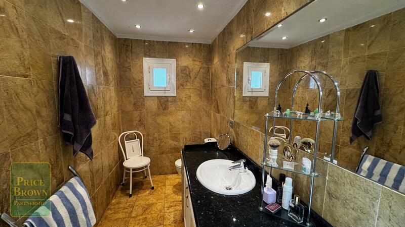 LV885: Townhouse for Sale in Mojácar, Almería