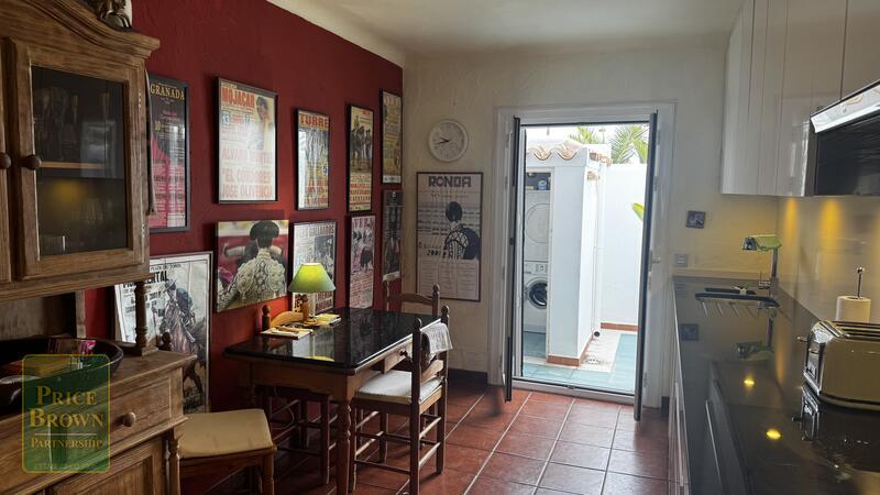 LV885: Townhouse for Sale in Mojácar, Almería