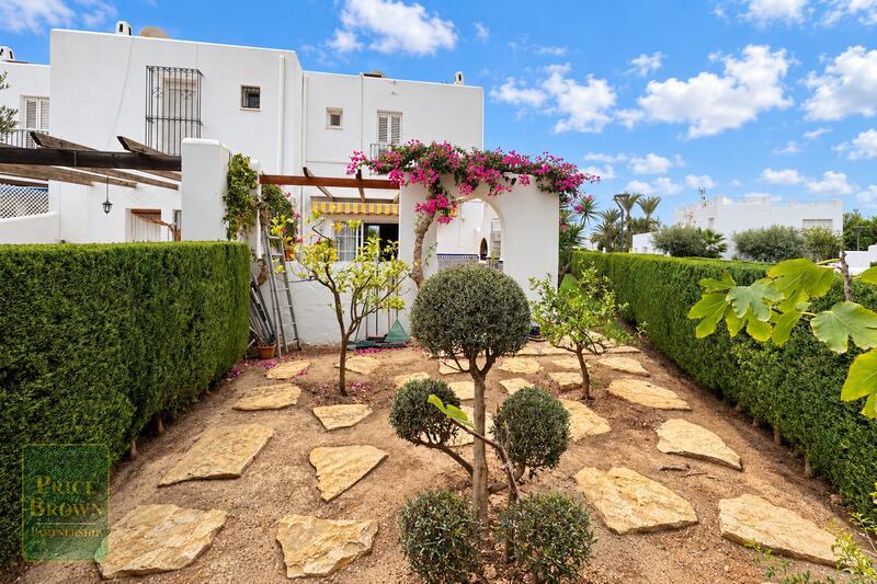 LV885: Townhouse for Sale in Mojácar, Almería