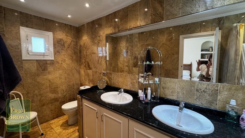 LV885: Townhouse for Sale in Mojácar, Almería