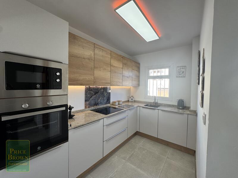 LV886: Townhouse for Sale in Mojácar, Almería