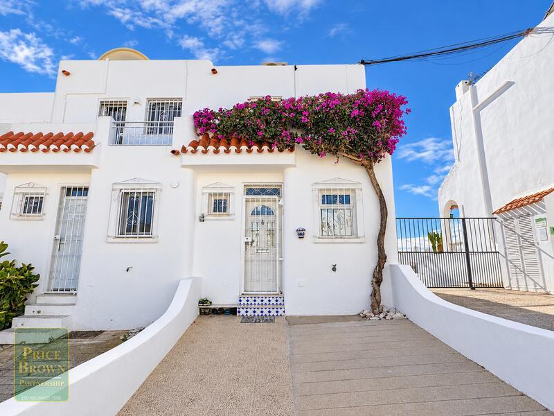 LV886: Townhouse for Sale in Mojácar, Almería