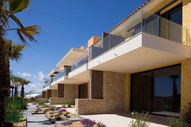 ND1-Cricket: Townhouse for Sale in Cuevas del Almanzora, Almería
