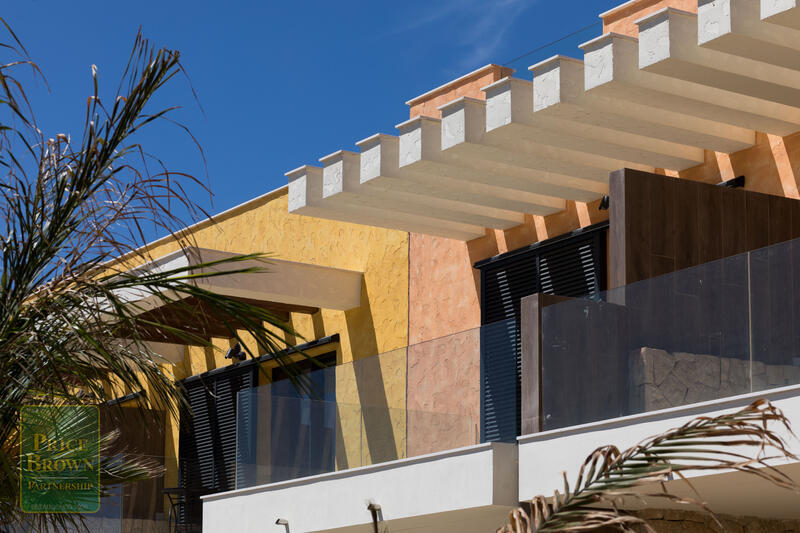 ND1-Cricket: Townhouse for Sale in Cuevas del Almanzora, Almería