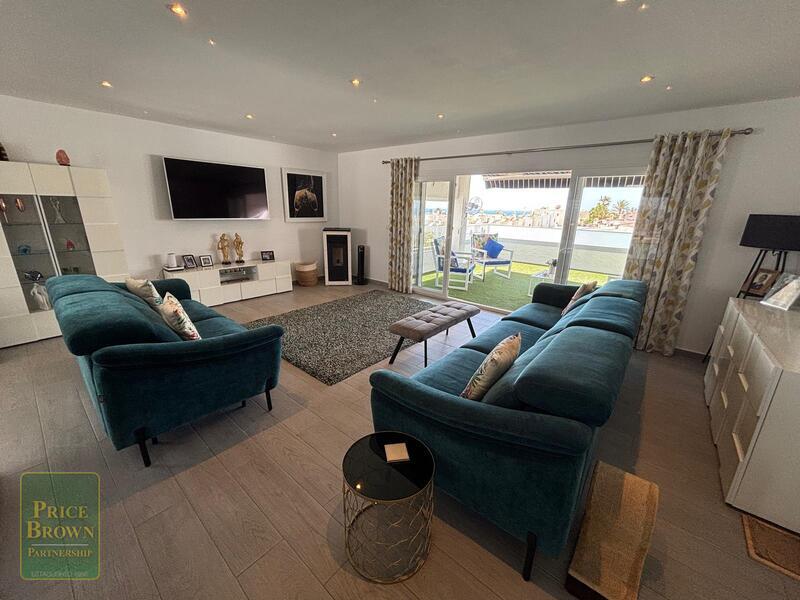 PBCHC Villa DW: Villa for Sale in Mojácar, Almería