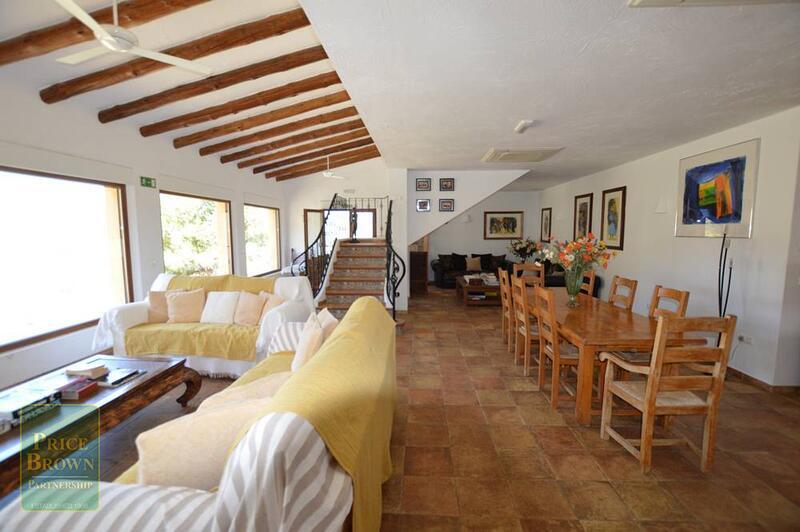 PBOL1596: Villa for Sale in Turre, Almería