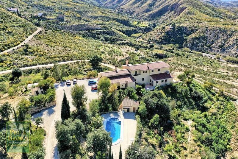 PBOL1596: Villa for Sale in Turre, Almería