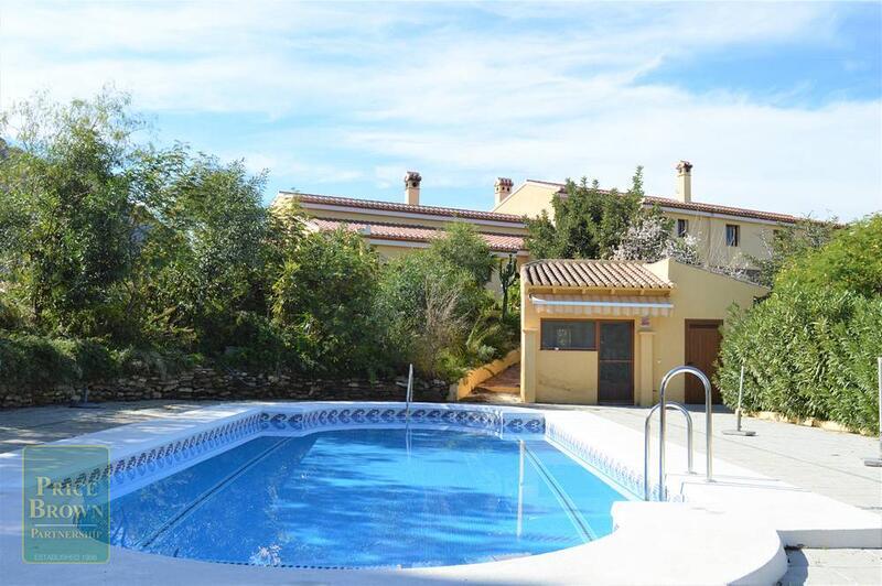 PBOL1596: Villa for Sale in Turre, Almería