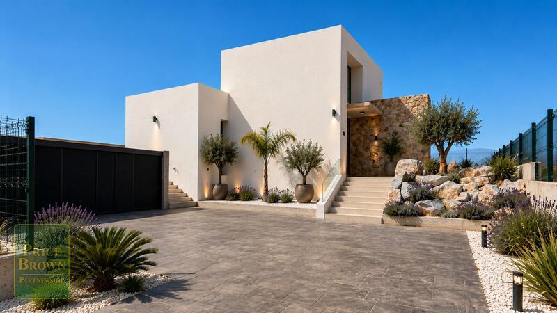 225 Southwest: Land / New Development / Villa for Sale in Valle del Este, Almería